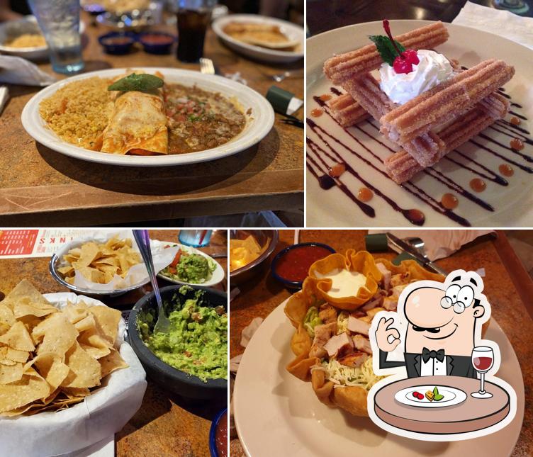 La Parrilla Mexican Restaurant in Greenville Restaurant menu and reviews