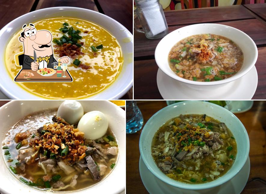 Блюда в "Netong's Original Special La Paz Batchoy"