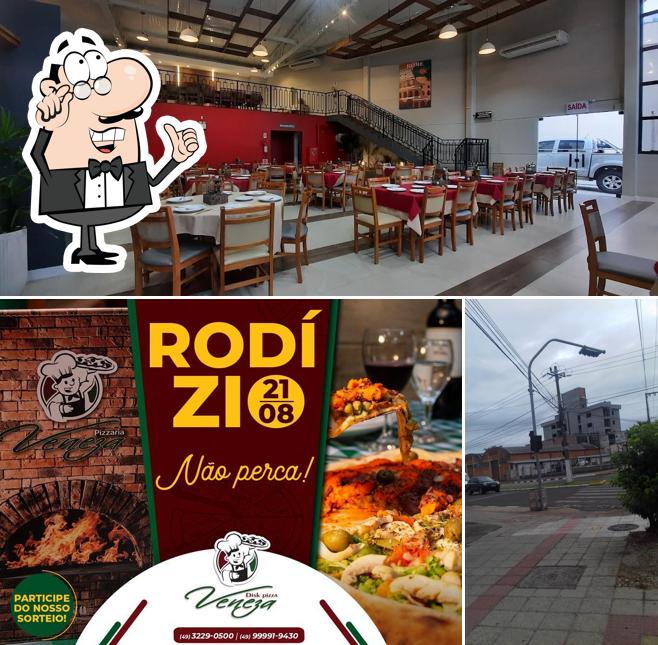 O interior do Pizzaria Veneza