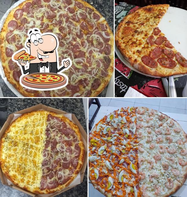 Escolha pizza no Espaço Gourmet - Pizzaria e Restaurante