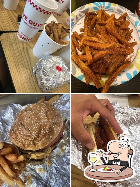 Food at Five Guys