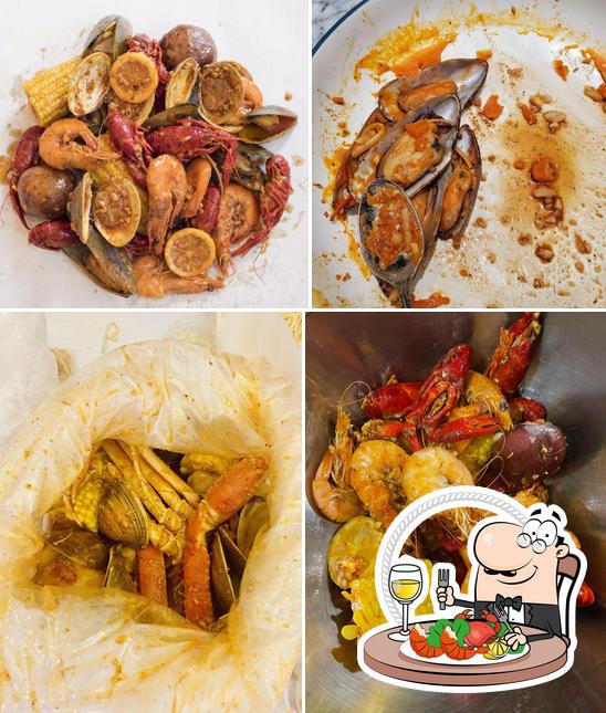 Cap't Loui Brooklyn _ Cajun seafood boil, 413 Myrtle Ave in New York