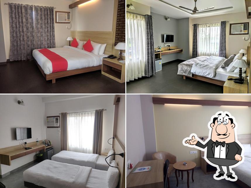 Hotel Gulmohar Grand