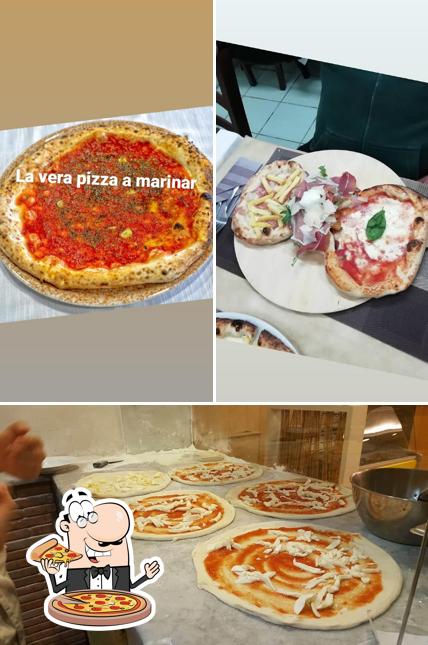 Scegli una pizza a Pizzeria Accurso