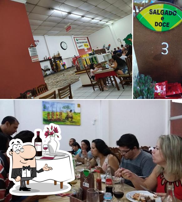 See this picture of Pizzaria Hipopótamos