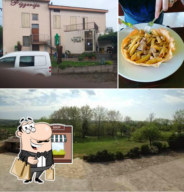 Goditi la vista dall'area esterna di Pizzerija pod Pergolo