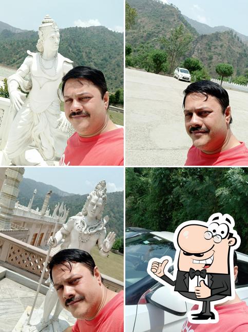 नवीन दा ढाबा