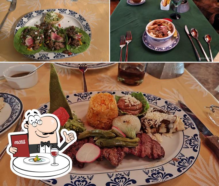 Restaurante Hacienda El Mortero, Cancún, Blvd. Kukulcan 9 Restaurant