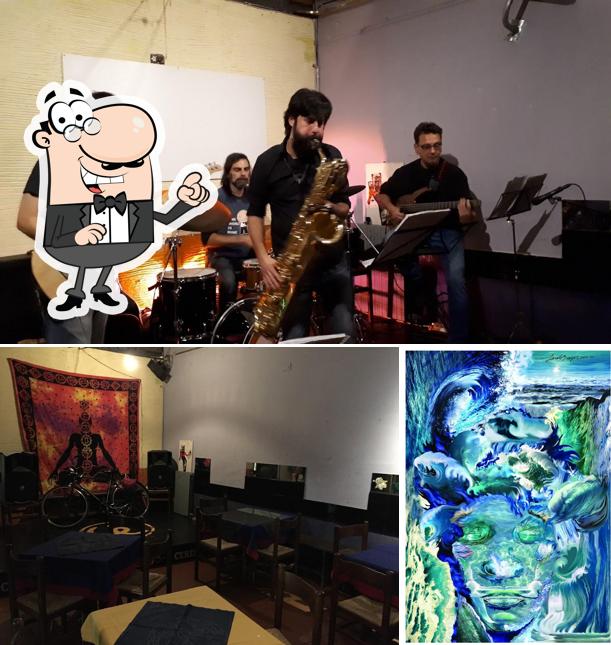 Dai un’occhiata alla immagine che raffigura la interni e esterno di Café des Arts