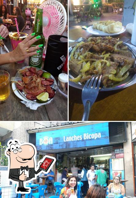 See this pic of Lanches Bicopa