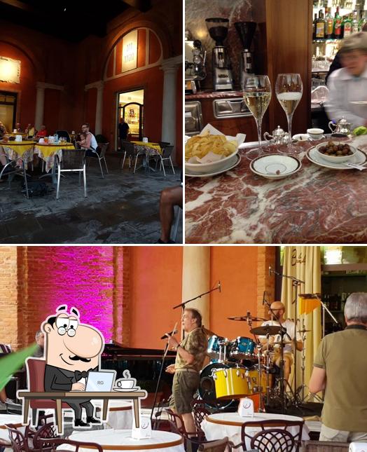 Dai un'occhiata agli interni di Bar Ragno