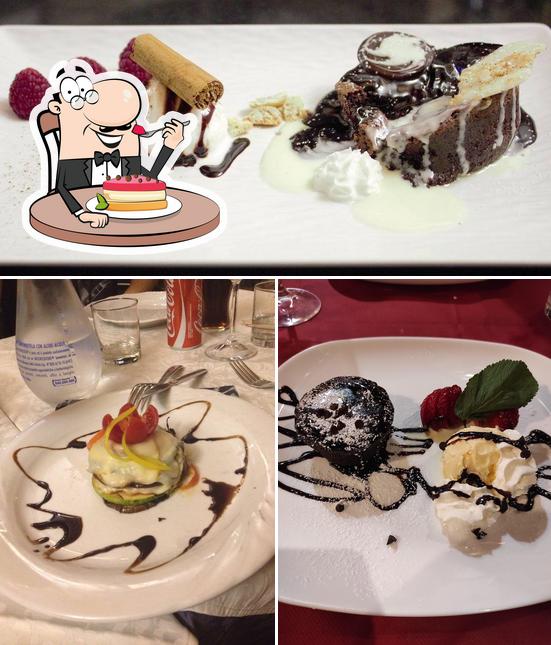 Ristorante Il Salotto serve un'ampia gamma di dolci