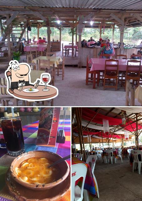 Las fotos de comida y interior en Asadero Doña Meche