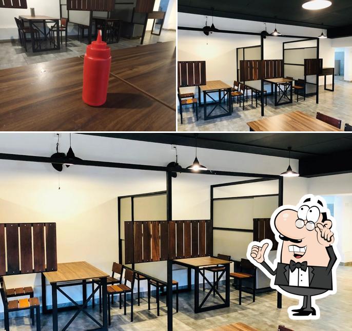 Check out how Tasty Pan Restaurant Manthadam looks inside