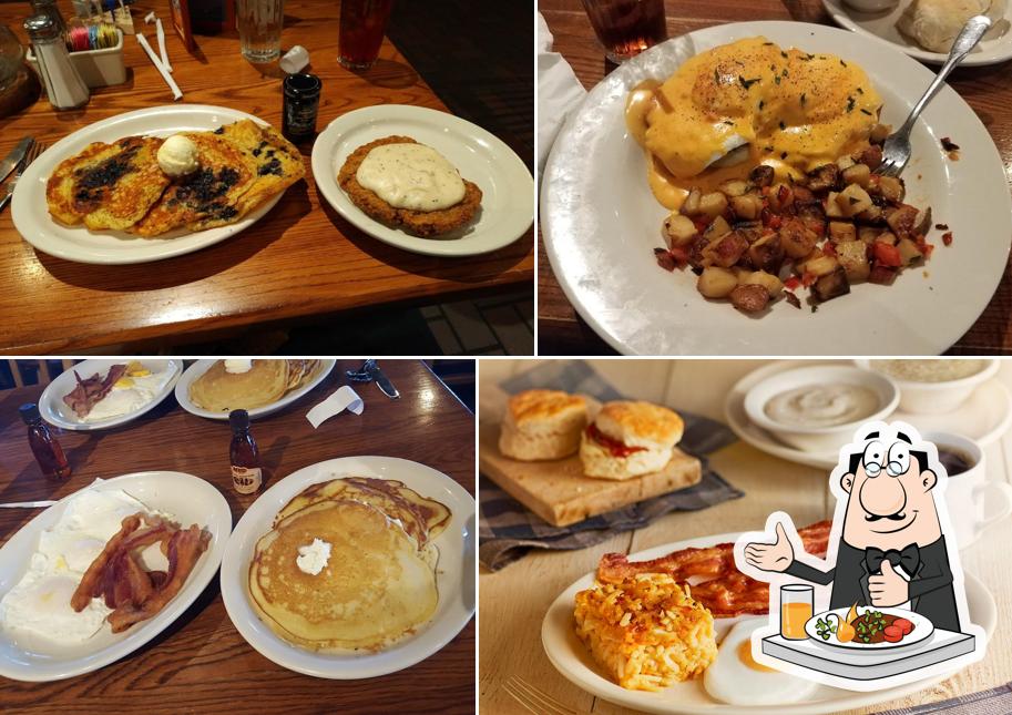 Cracker Barrel Old Country Store, 1510 Cracker Barrel Ln in Knoxville