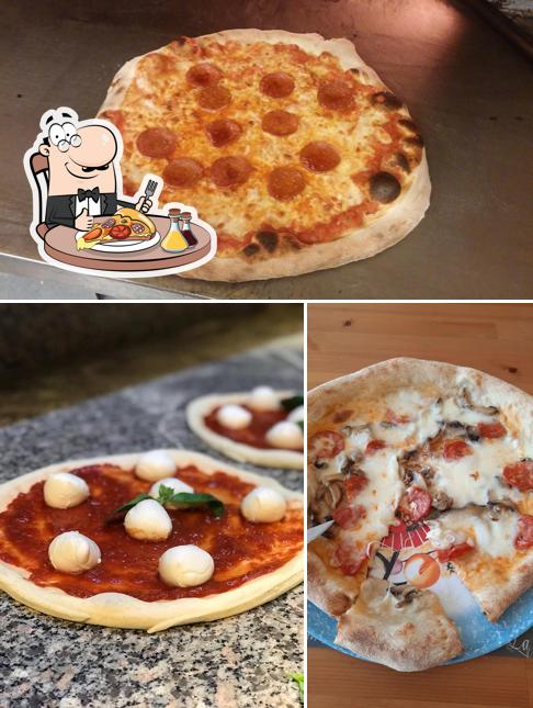 Scegli tra le svariate varianti di pizza
