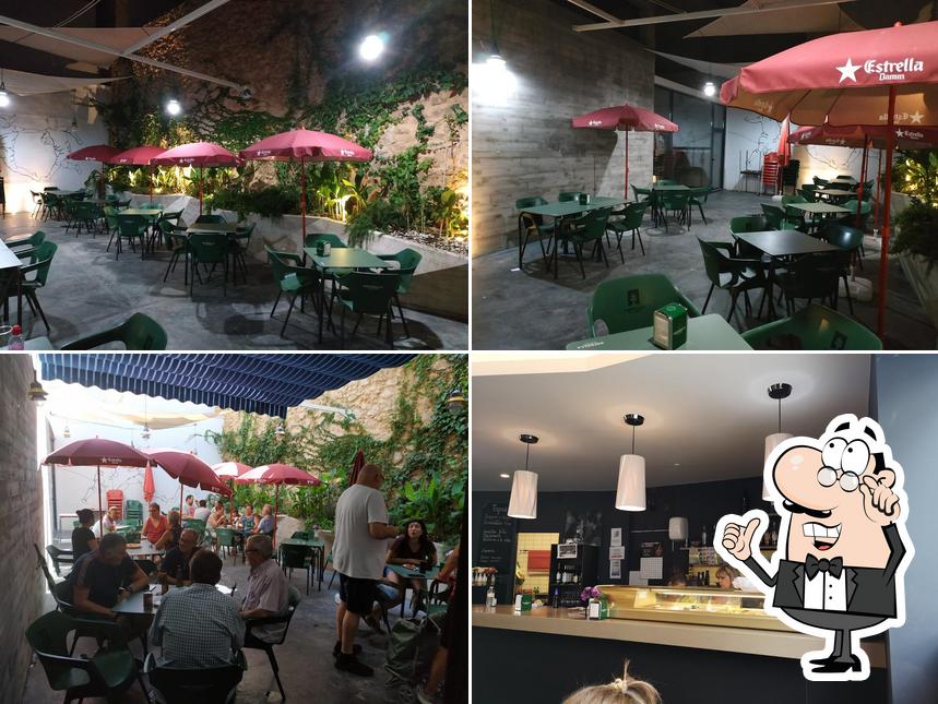 Bar - Cafeteria El Refugio in Alicante - Restaurant reviews