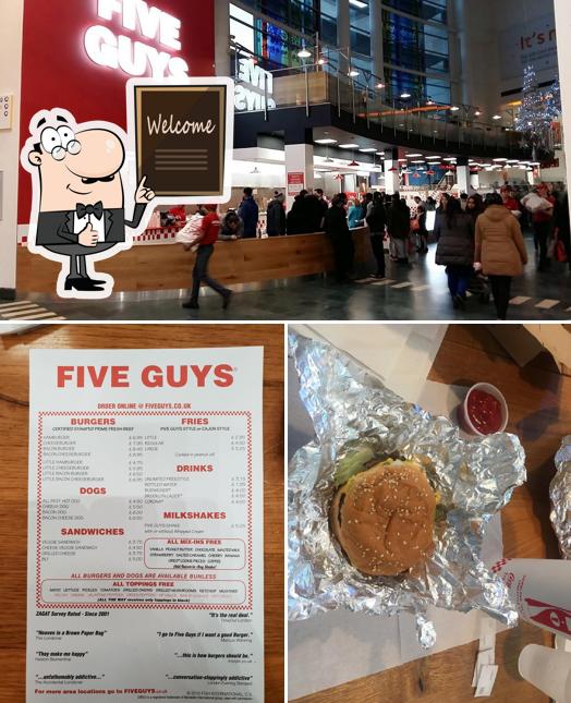 Five Guys Milton Keynes, 40 Midsummer Blvd in Milton Keynes