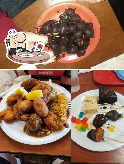 Golden Corral Buffet & Grill, 381 Brookview Ln in Bolingbrook