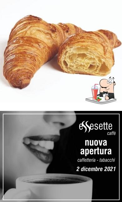 Goditi un drink a Essesette caffè