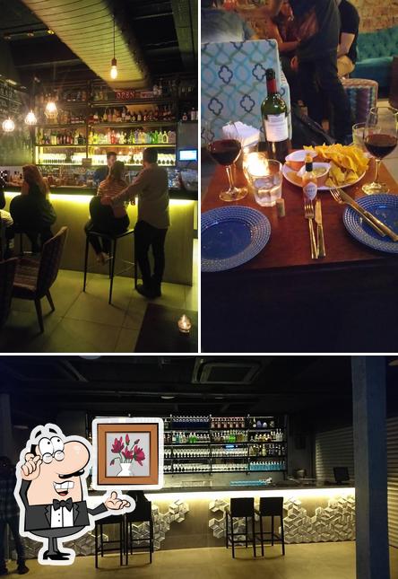 Veja imagens do interior do Garoa Bar Lounge
