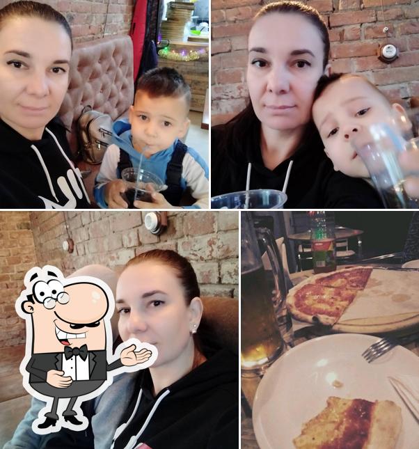Здесь можно посмотреть фото паба и бара "Пицца Итальяна"
