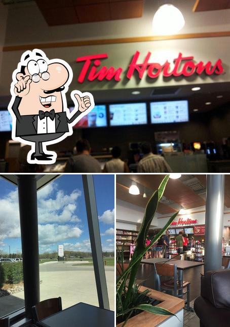 L'intérieur de Tim Hortons