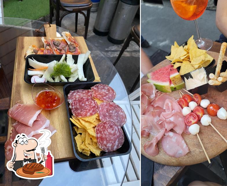 Scegli i un pasto a base di carne a Saloon Milan