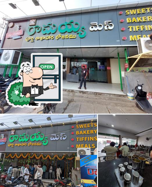 The picture of Ramaya Mess’s exterior and interior
