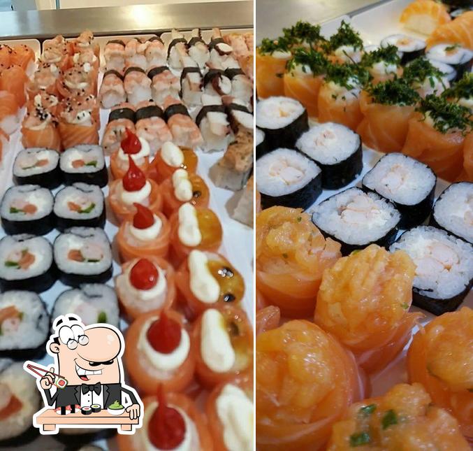 Peça diversas opções de sushi