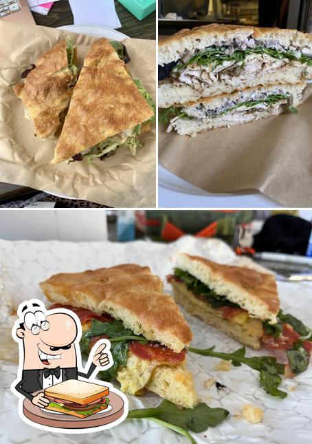 Gusto Italian Café in Center Harbor Restaurant reviews