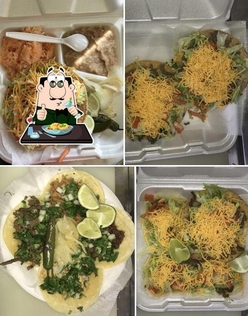 tacos El Rey ( Taco Truck ), 1738 Woodville Rd in Toledo Restaurant