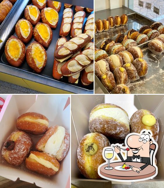 Knotted cafe, Seoul, 309 Bangbaero 32gil Restaurant reviews