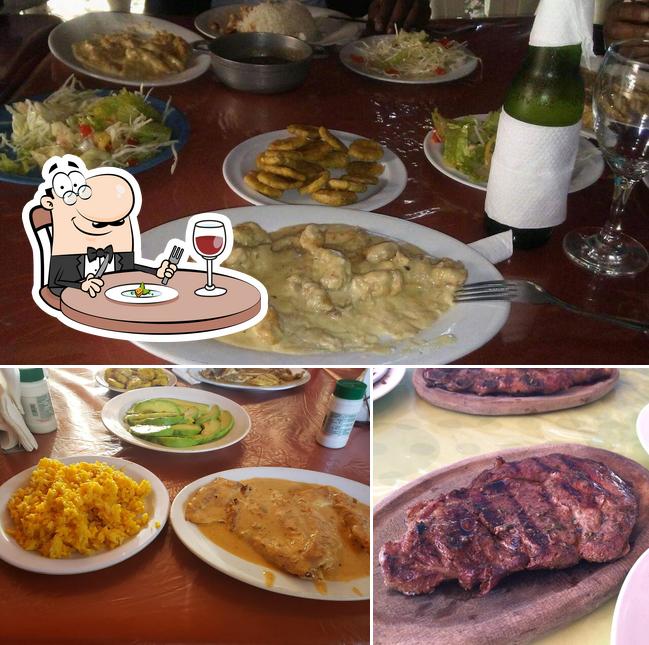 Meals at Restaurante El Calderito de Julio