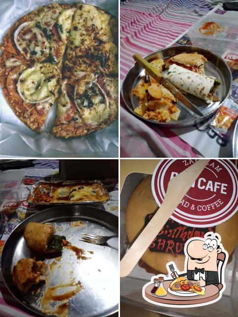 Try out pizza at Zam Zam Bun Cafe