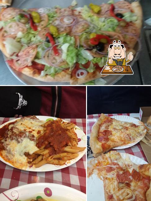 Prueba una pizza en John & Joe's Pizzeria and Restaurant