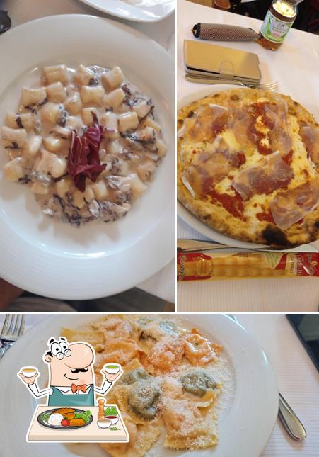 Platti al Pizzeria Ristorante al Panzerotto