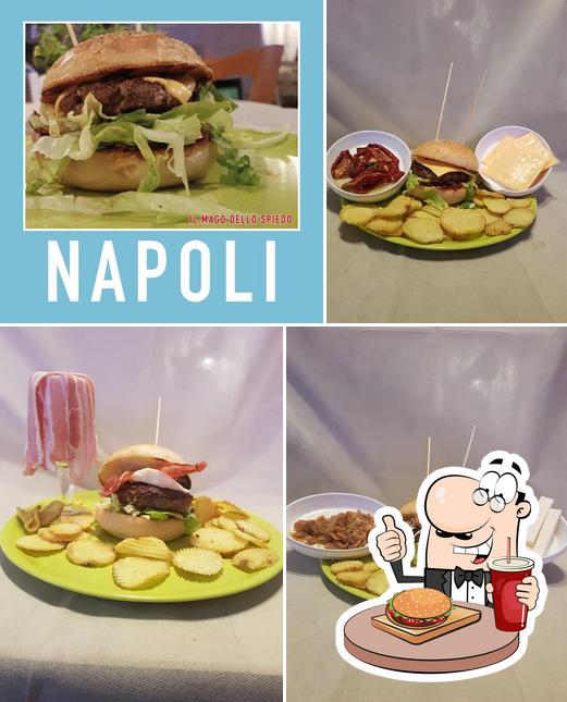 Essayez un hamburger à Il Mago Dello Spiedo