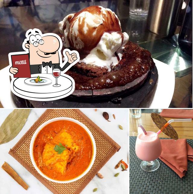 The image of food and beverage at Seasons Restaurant