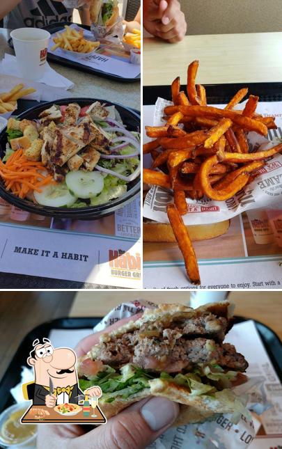 Comida en The Habit Burger Grill