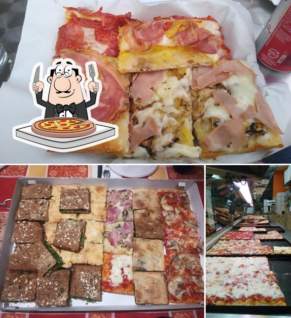 Order pizza at Pizzeria Pino E Nando