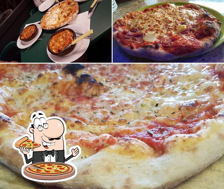 En Pizzería Restaurante El Italiano, puedes probar una pizza