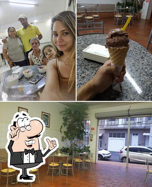 O interior do Sorveteria Espumoni