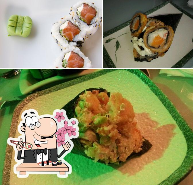 Rolos de sushi são servidos no Temaki fry - Unidade Klabin