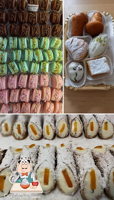 Pasticceria Caffetteria Amato serve un'ampia selezione di dolci