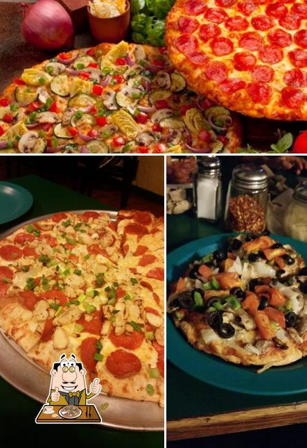 Elige una pizza en Round Table Pizza