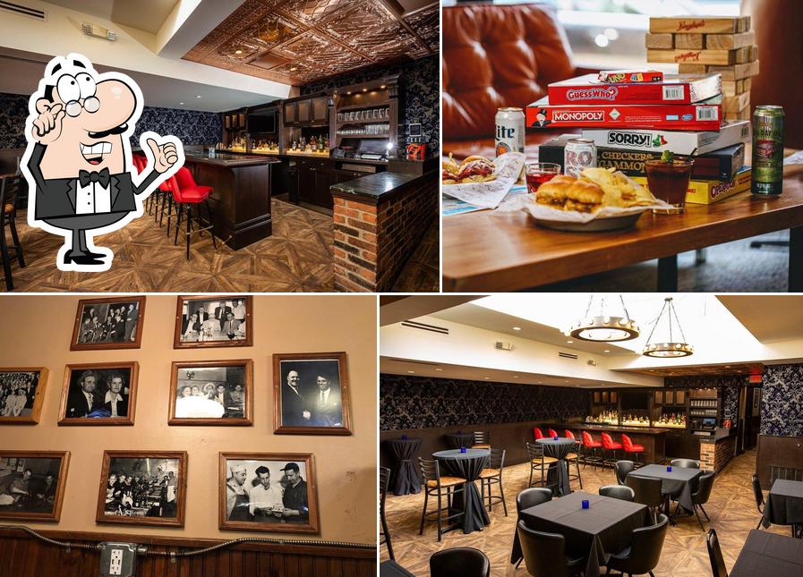 Anchor Bar in Detroit Restaurant menu and reviews