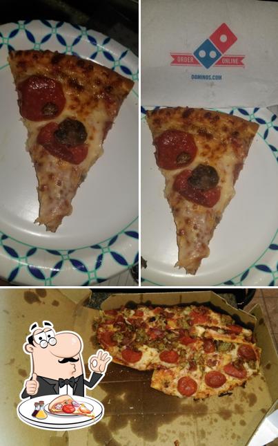 Domino's Pizza in Rochester Restaurant menu and reviews