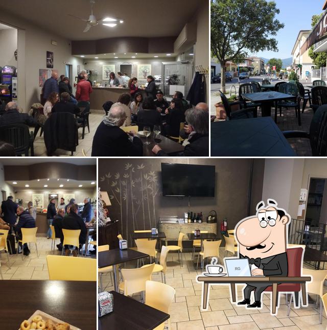 Gli interni di Jolly Bar