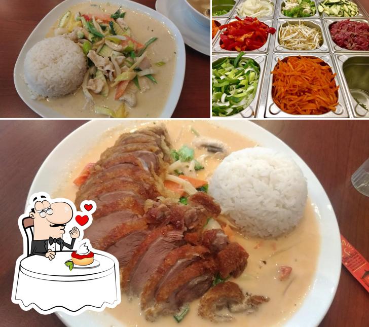 Anh Vietnamesische Küche bietet eine Auswahl von Desserts 
